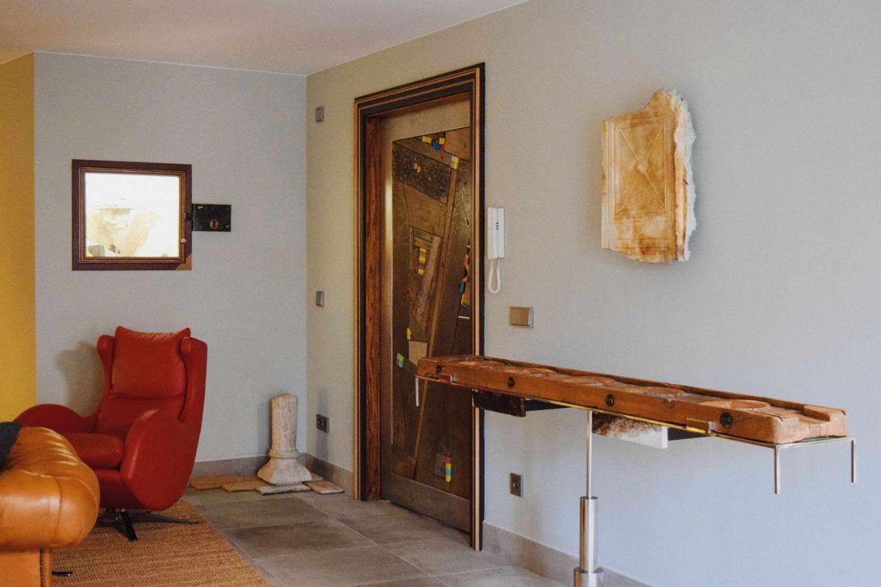 Keldomenech Bed&Art Luxury Apartment For Art Lover Besalú Dış mekan fotoğraf