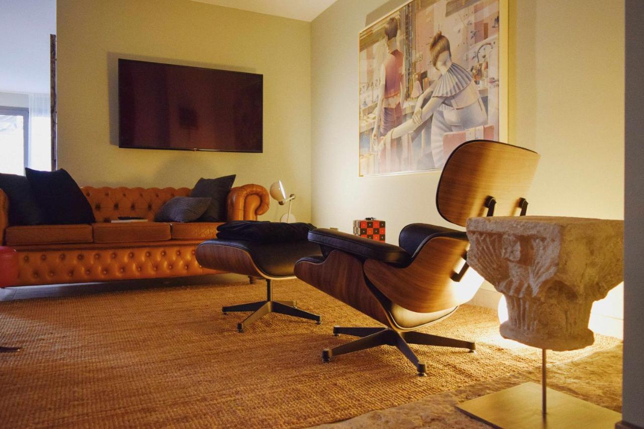 Keldomenech Bed&Art Luxury Apartment For Art Lover Besalú Dış mekan fotoğraf
