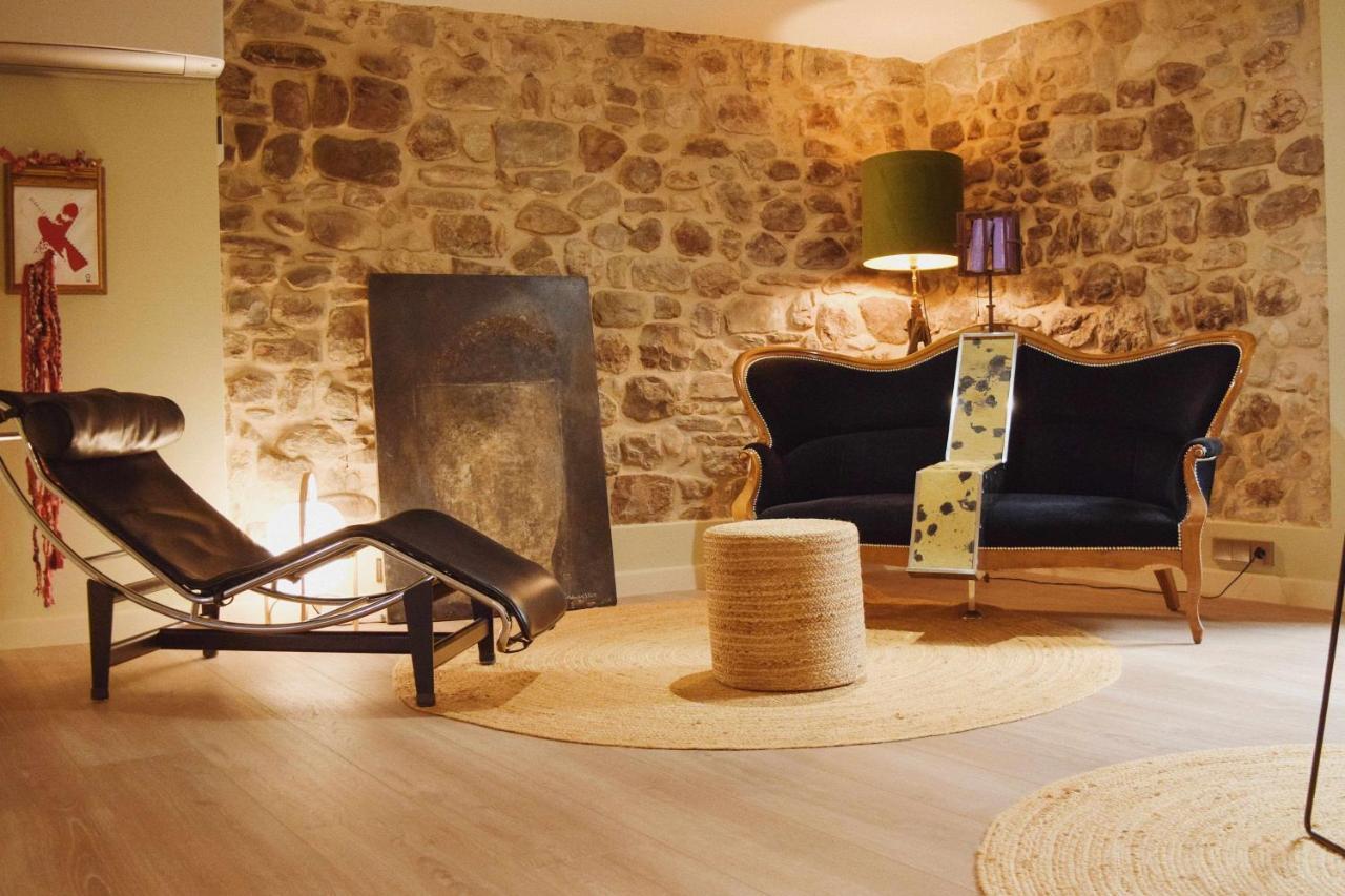 Keldomenech Bed&Art Luxury Apartment For Art Lover Besalú Dış mekan fotoğraf