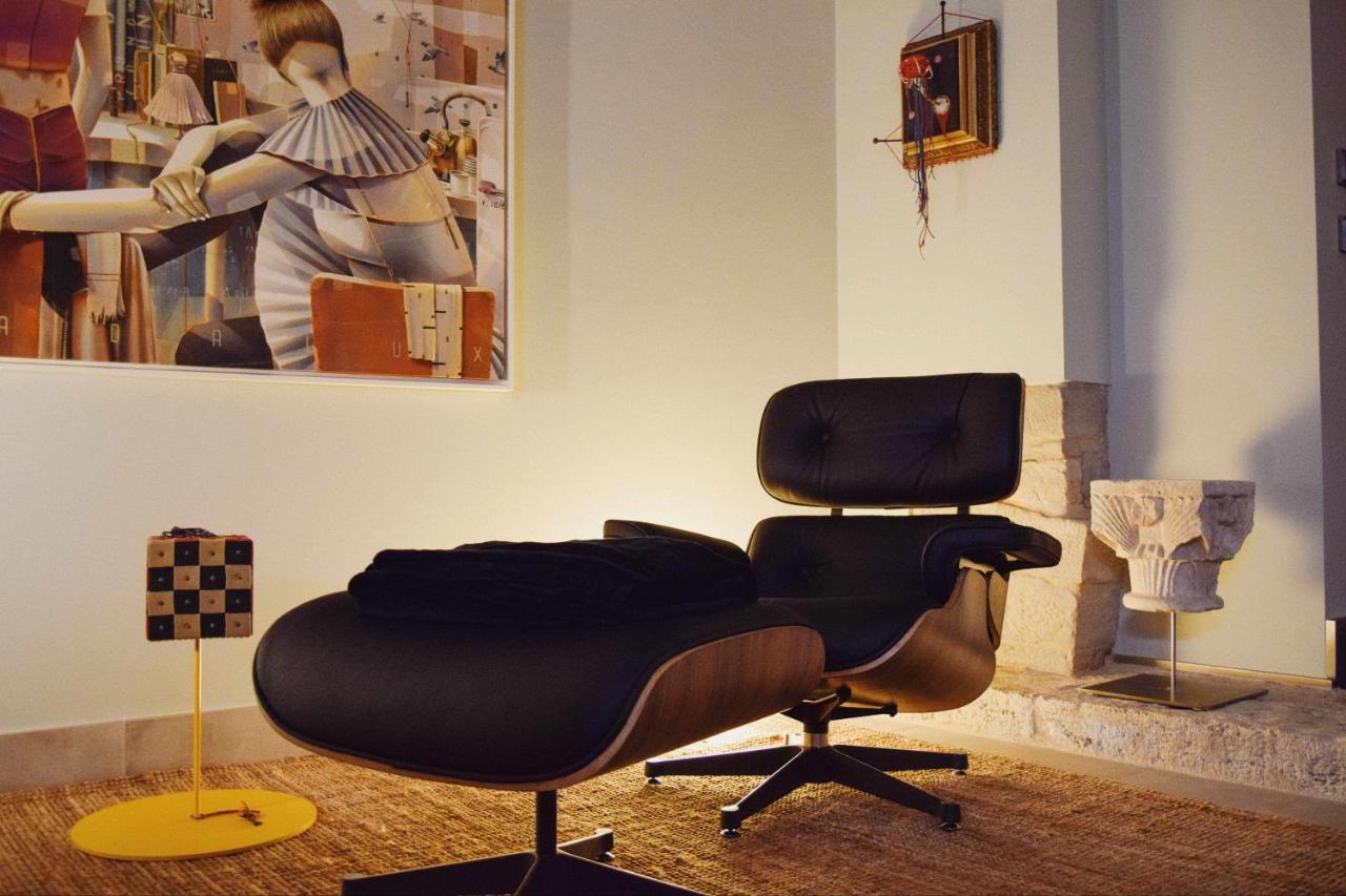 Keldomenech Bed&Art Luxury Apartment For Art Lover Besalú Dış mekan fotoğraf